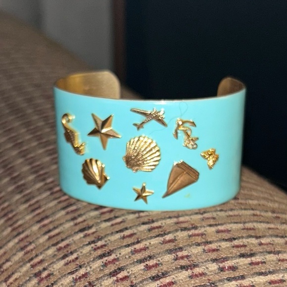 A.V. Max Cuff Bracelet. Ocean themed. Gold plated NWT - Picture 2 of 3